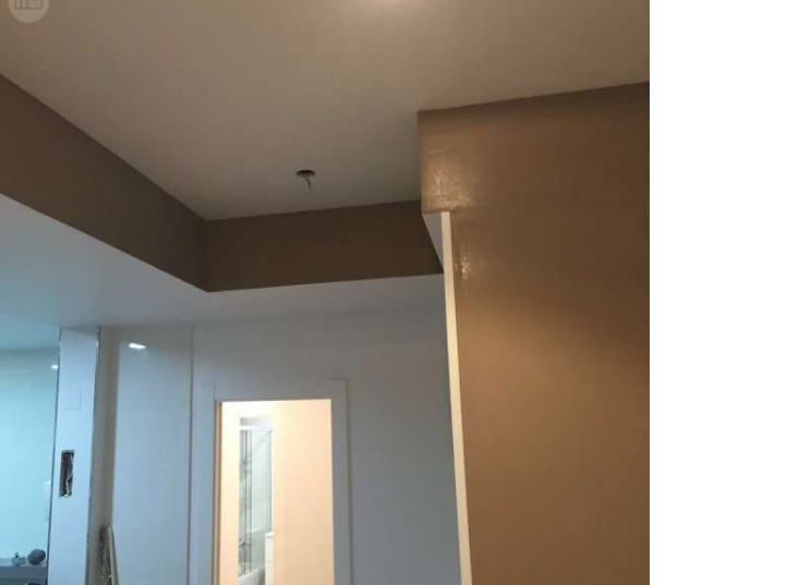 casa pintada por pintor con decoaracion